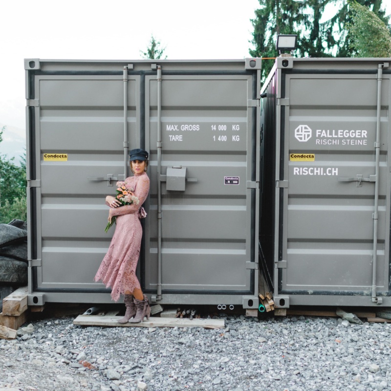 Sommerkleid im Herbst